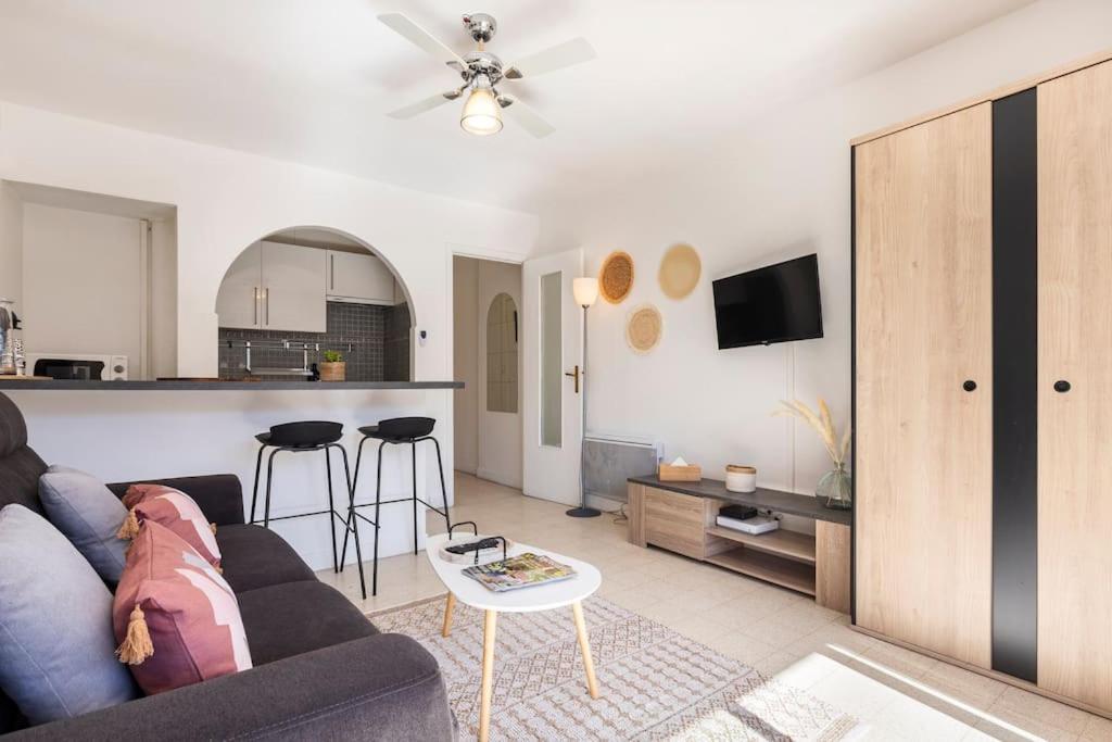 Lumineux, Ensoleillee, Proche Plage ,Coeur De Centre Ville, Chaleureux, Antibes Ngoại thất bức ảnh
