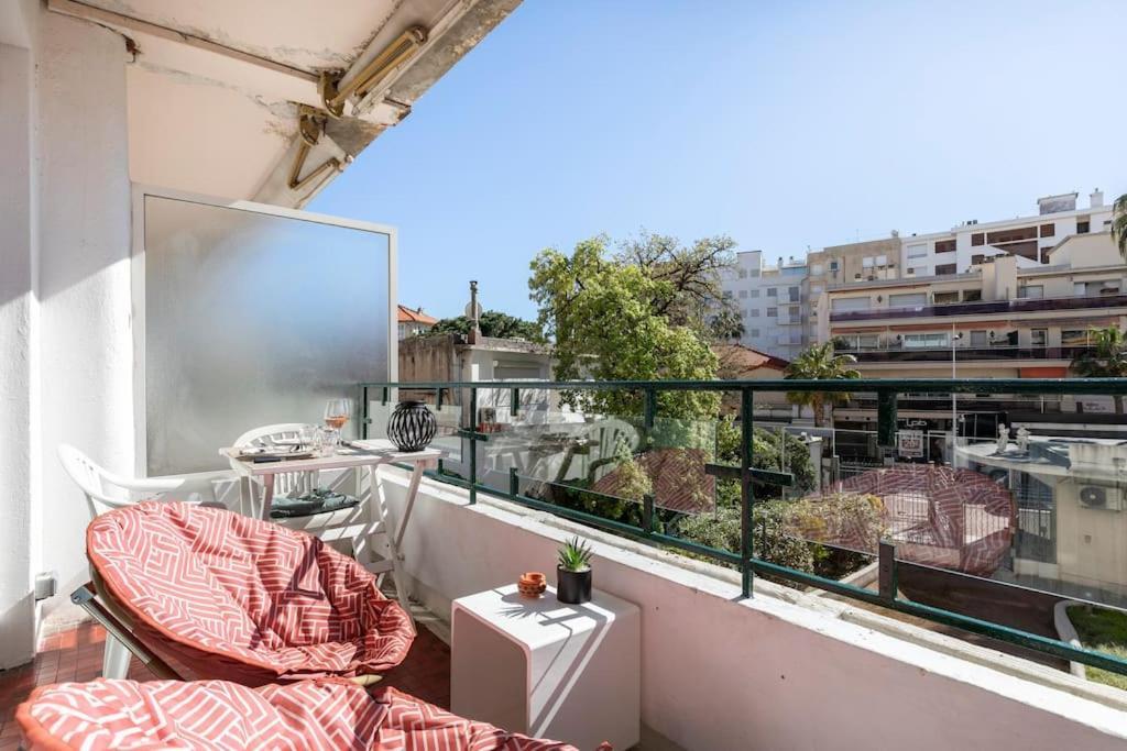 Lumineux, Ensoleillee, Proche Plage ,Coeur De Centre Ville, Chaleureux, Antibes Ngoại thất bức ảnh